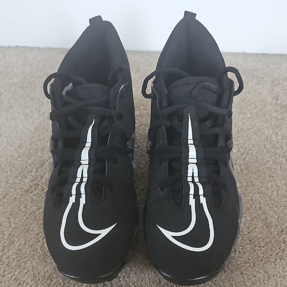 Nike Alpha Menace 3 Shark LOW Men's Football Cleats- Style CV0581-010
